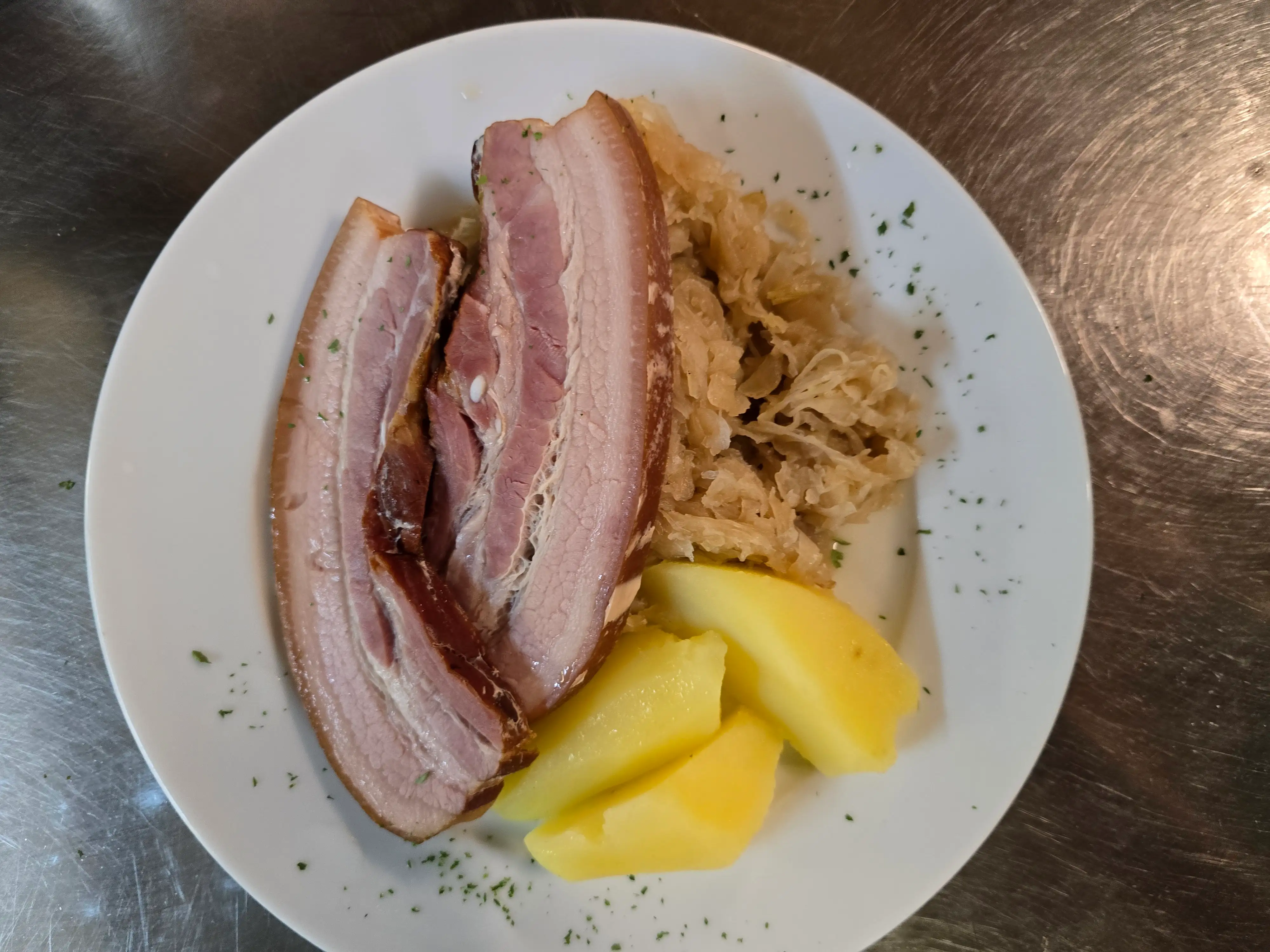 Schweins-Traditioneller Teller - Klassische Zubereitung